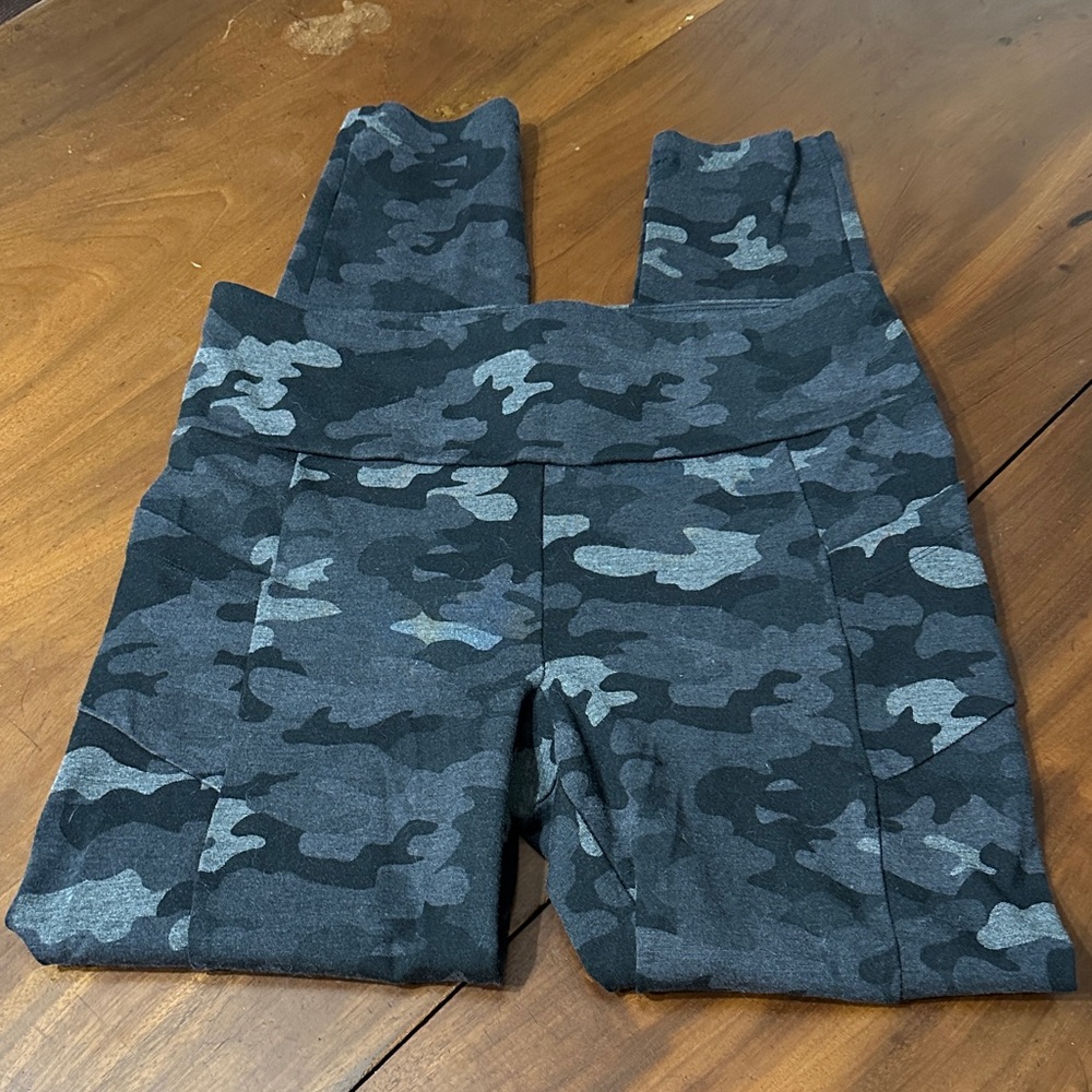 CAbi Charcoal Camouflage Leggings